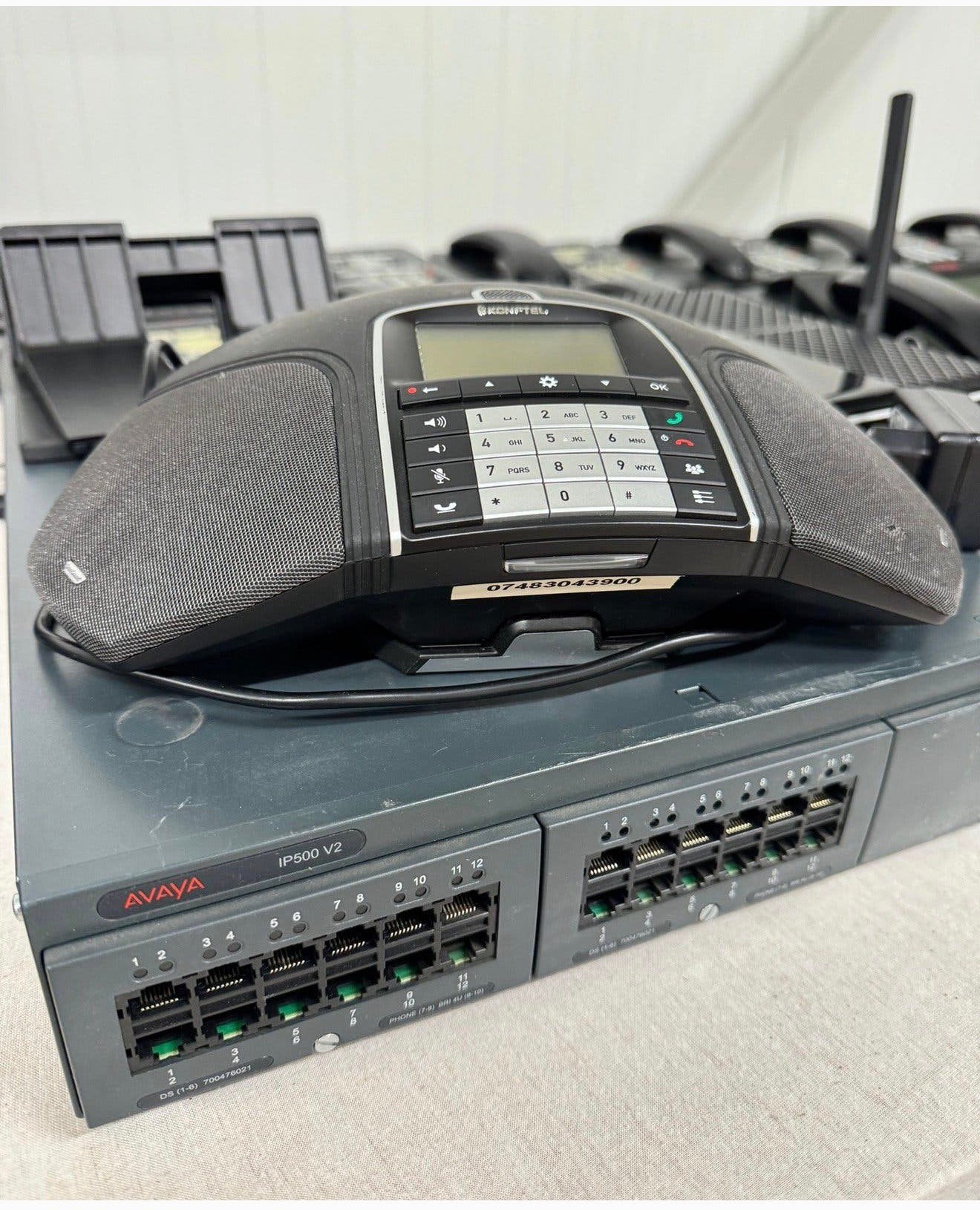 XL Kantoor SET - Avaya ip500 v2 konftel 300Mx 15x telefoon, P, P, P, Ophalen of Verzenden