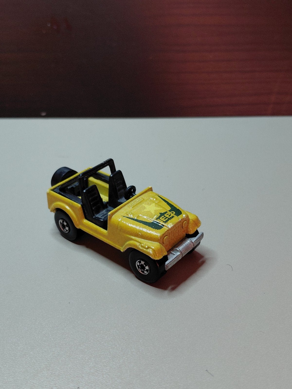 Hot Wheels Jeep - Gele Klassieke Miniatuur Auto, Ophalen of Verzenden, Gebruikt, Auto