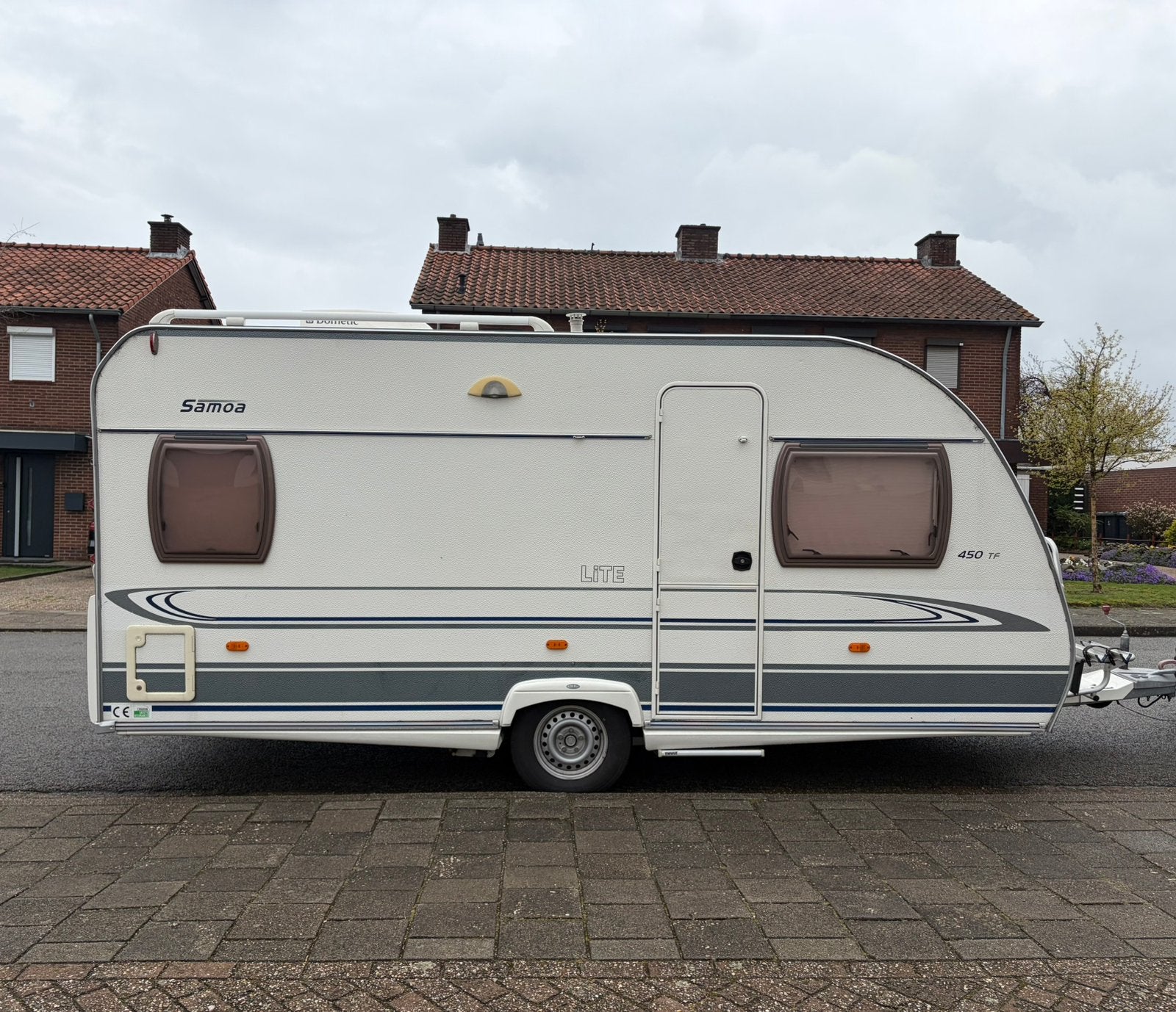 Caravan Chateau Cristall Damoa 450 TF, Chateau, Frans bed, Particulier, 6 tot 7 meter