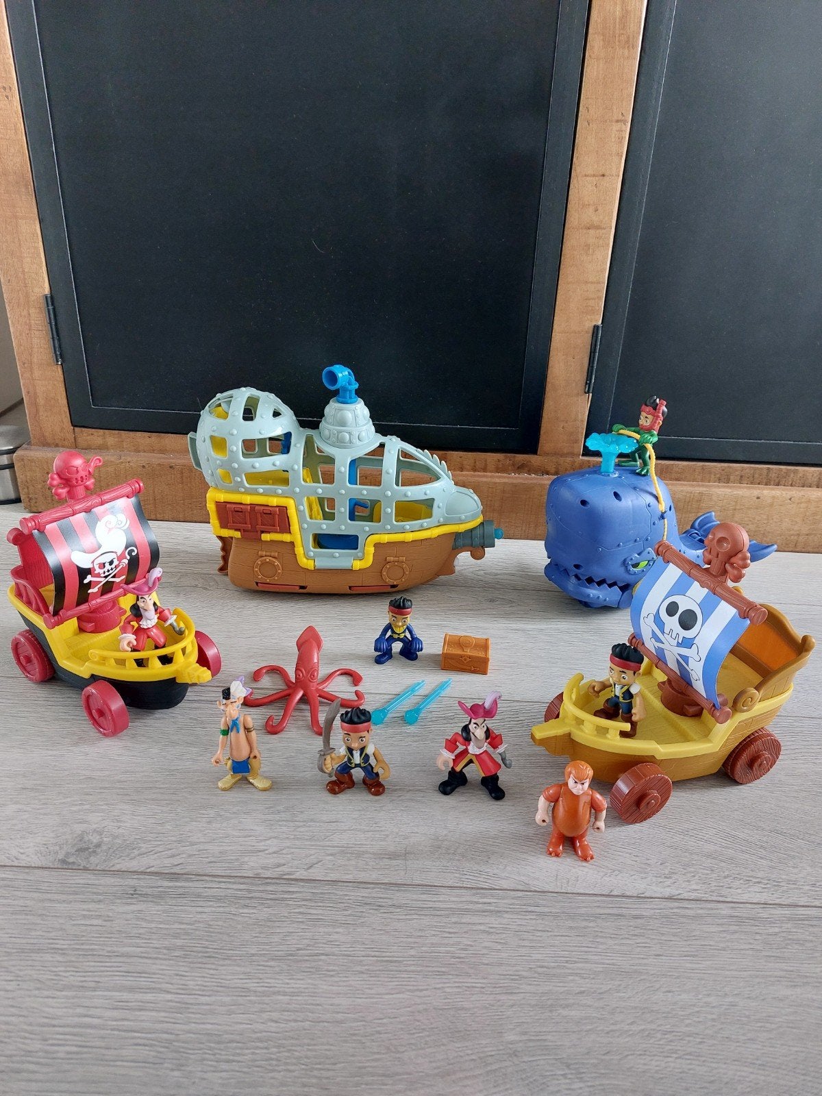 Jake en de nooitgedachtland piraten speelset - Fisher Price!, Ophalen of Verzenden, Zo goed als nieuw, Speelset