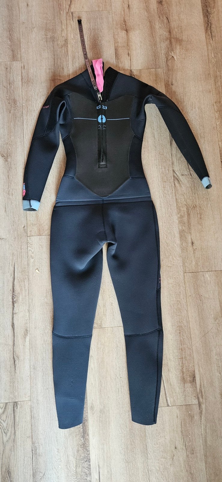 Ion Jewel 4/3 maat 36 S Dames Kitesurf Wetsuit - z.g.a.n., Watersport en Boten, Wetsuit, Ion, Ophalen of Verzenden, Zo goed als nieuw