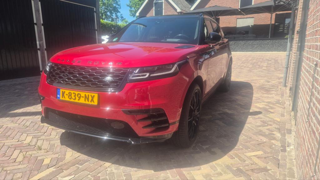 Land Rover Range Rover Velar 3.0 V6 300pk AWD AUT 2020 Rood, Auto's, Land Rover, Automaat, 15 km/l, Zwart, 2993 cc