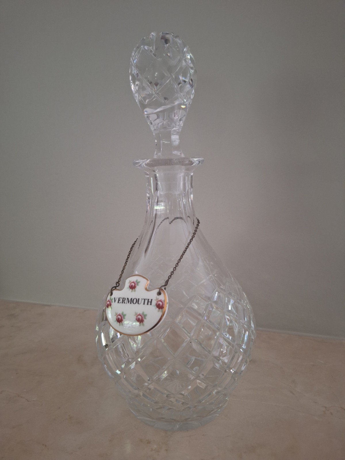 vintage kristallen karaf met 'Vermouth' label, Ophalen
