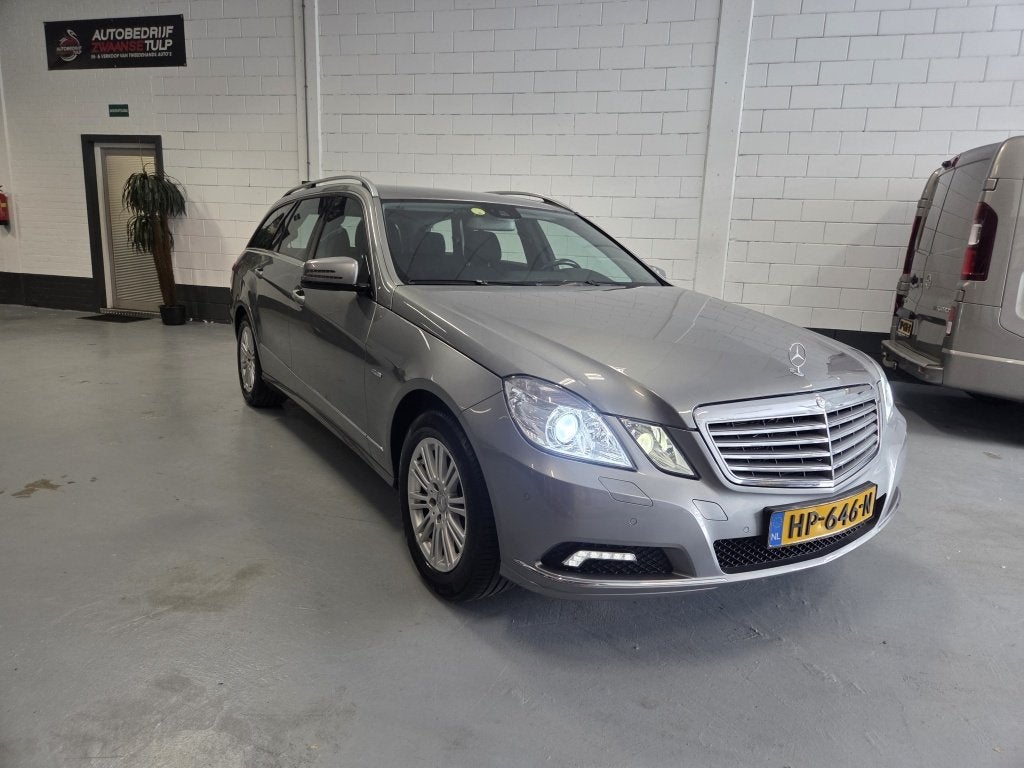 Mercedes-Benz E-Klasse Estate 250 CGI Avantgarde (bj 2010), Auto's, Euro 5, Achterwielaandrijving, Gebruikt, 4 cilinders