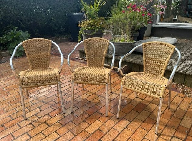 Stapelbare bistrostoelen van wicker en aluminium, Ophalen, Gebruikt, Meer dan 8 zitplaatsen, Wicker