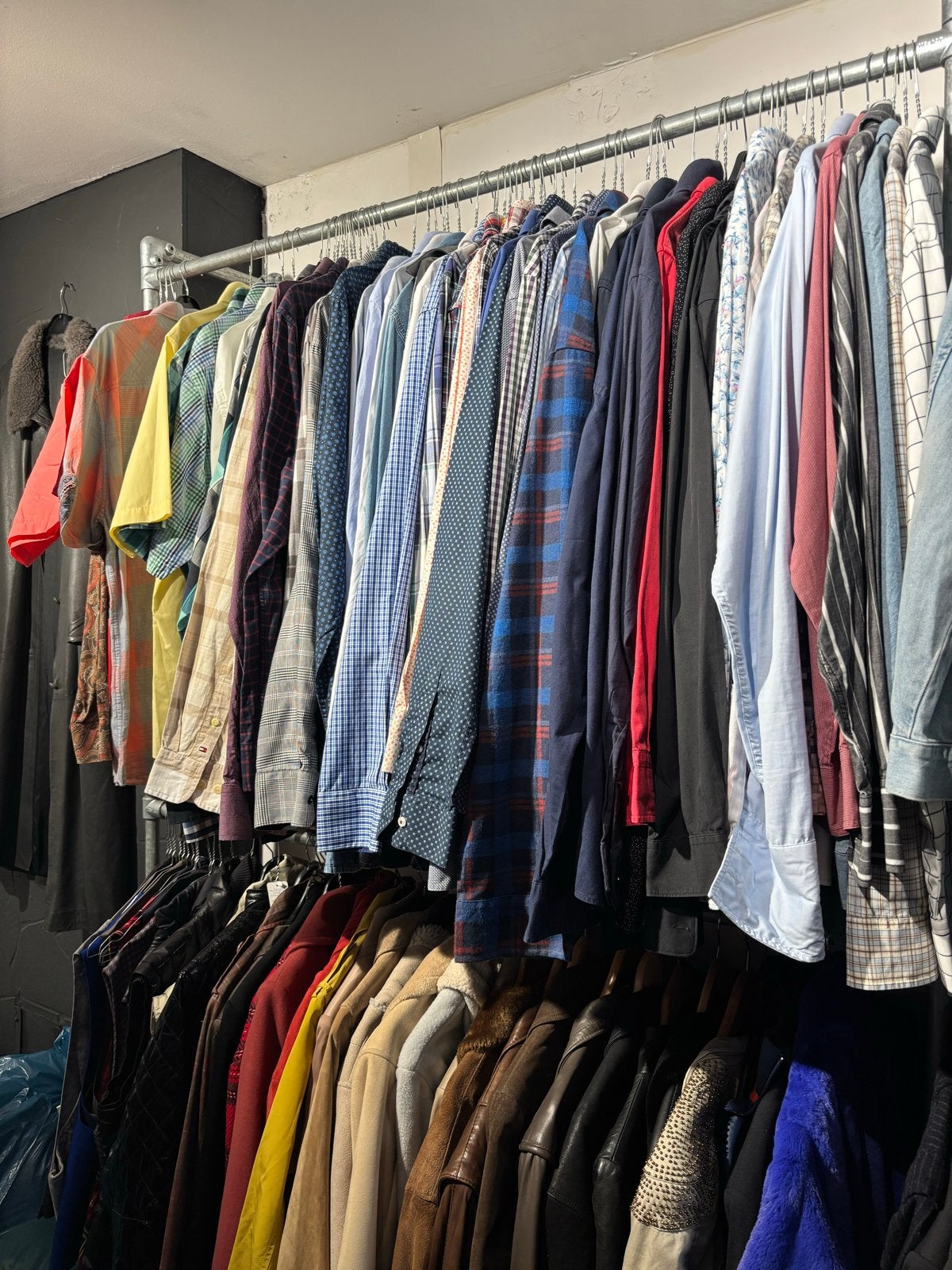 Partij van 68 overhemden (Tommy Hilfiger, State of Art), Kleding | Heren, Overhemden, Ophalen of Verzenden, Zo goed als nieuw