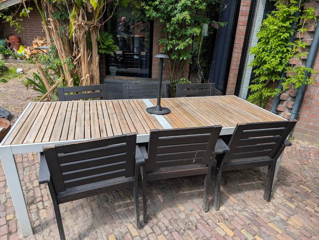 Te koop: Tuinset IKEA SJÄLLAND tafel + 8 IKEA Klöven stoelen, Ophalen, Gebruikt, 8 zitplaatsen, Tuinset