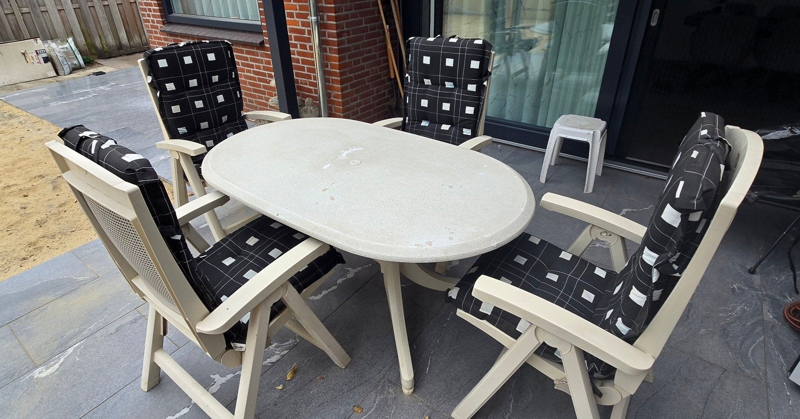 tuinstel compleet, Tuin en Terras, Tuinsets en Loungesets, Ophalen, Kunststof, Gebruikt, 6 zitplaatsen