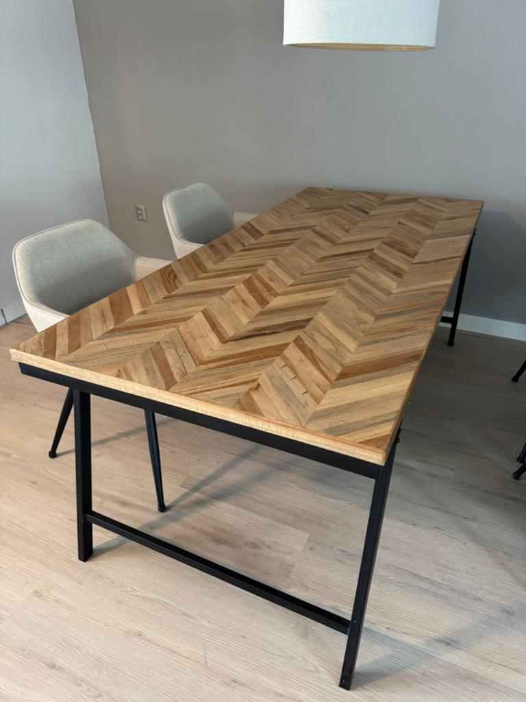 Eettafel met visgraat patroon, Ophalen, 200 cm of meer, 50 tot 100 cm, Zo goed als nieuw