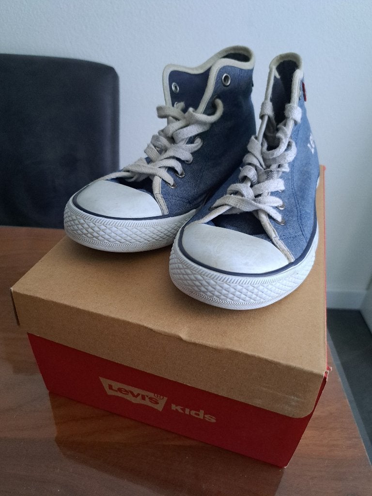 Levi´s schoenen maat 36, Ophalen, Jongen of Meisje, Schoenen, Zo goed als nieuw