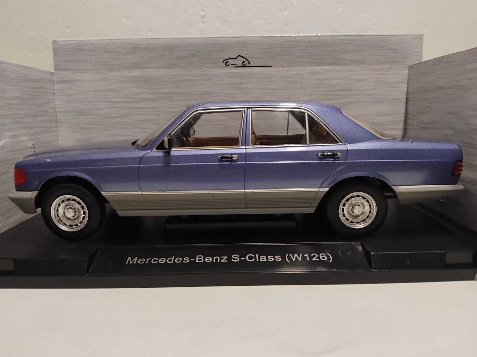 Mercedes Benz W126 S klasse light blue Mcg 1:18 KRD, Ophalen of Verzenden, Zo goed als nieuw, Auto, Overige merken