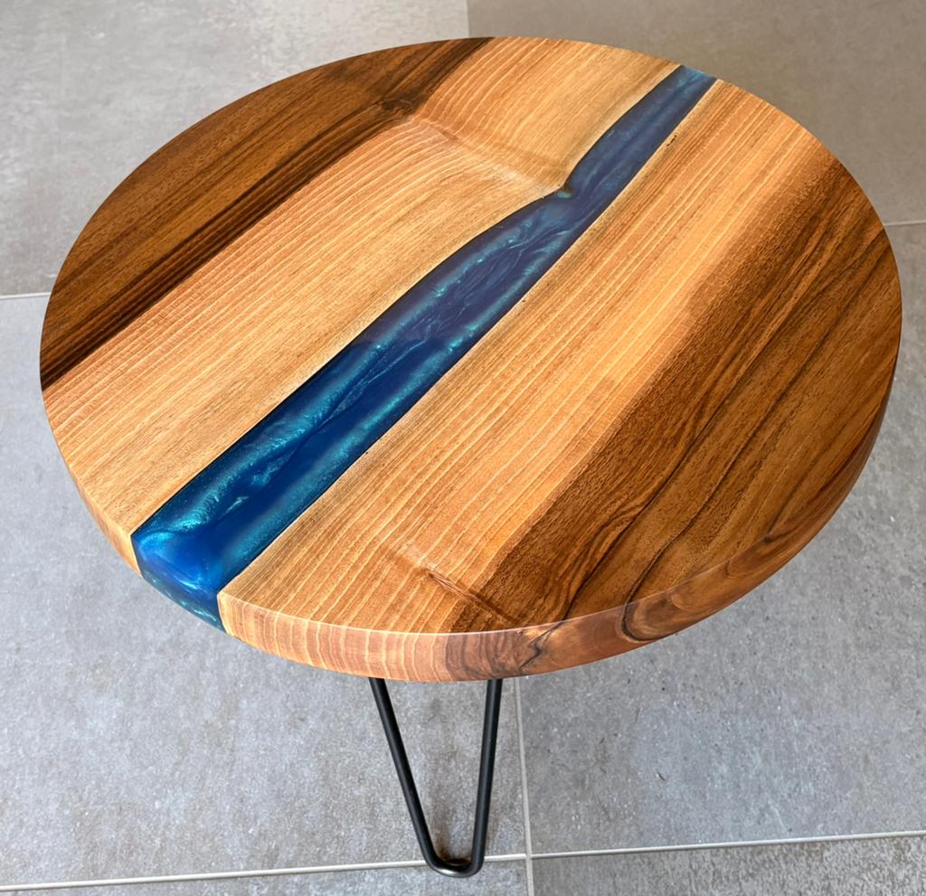 Walnoot & epoxy river table - handgemaakt in Nederland, Ophalen, Minder dan 45 cm, Minder dan 55 cm, Rond