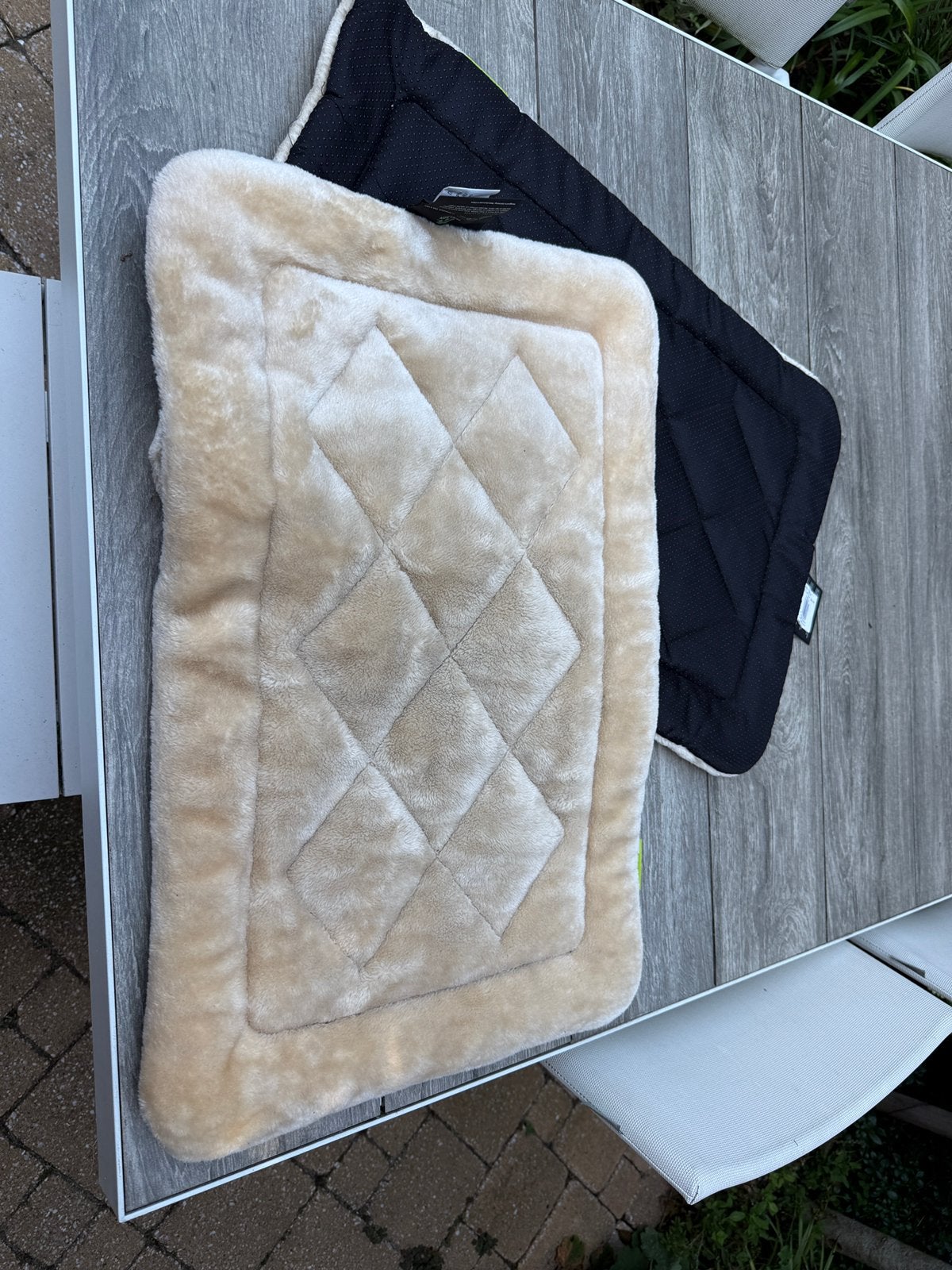 2x zgan maelson soft kennel deluxe cushion 72 €20,- per st., Ophalen, Zo goed als nieuw