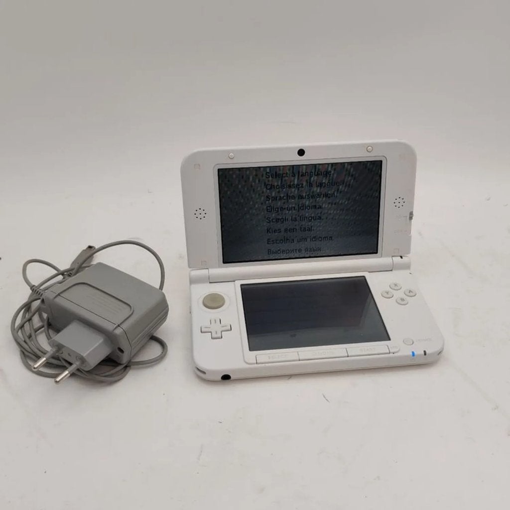 Nintendo 3DS XL Wit (Pearl White) (3DS) met lader €259.99, N, N, Wit, Ophalen of Verzenden