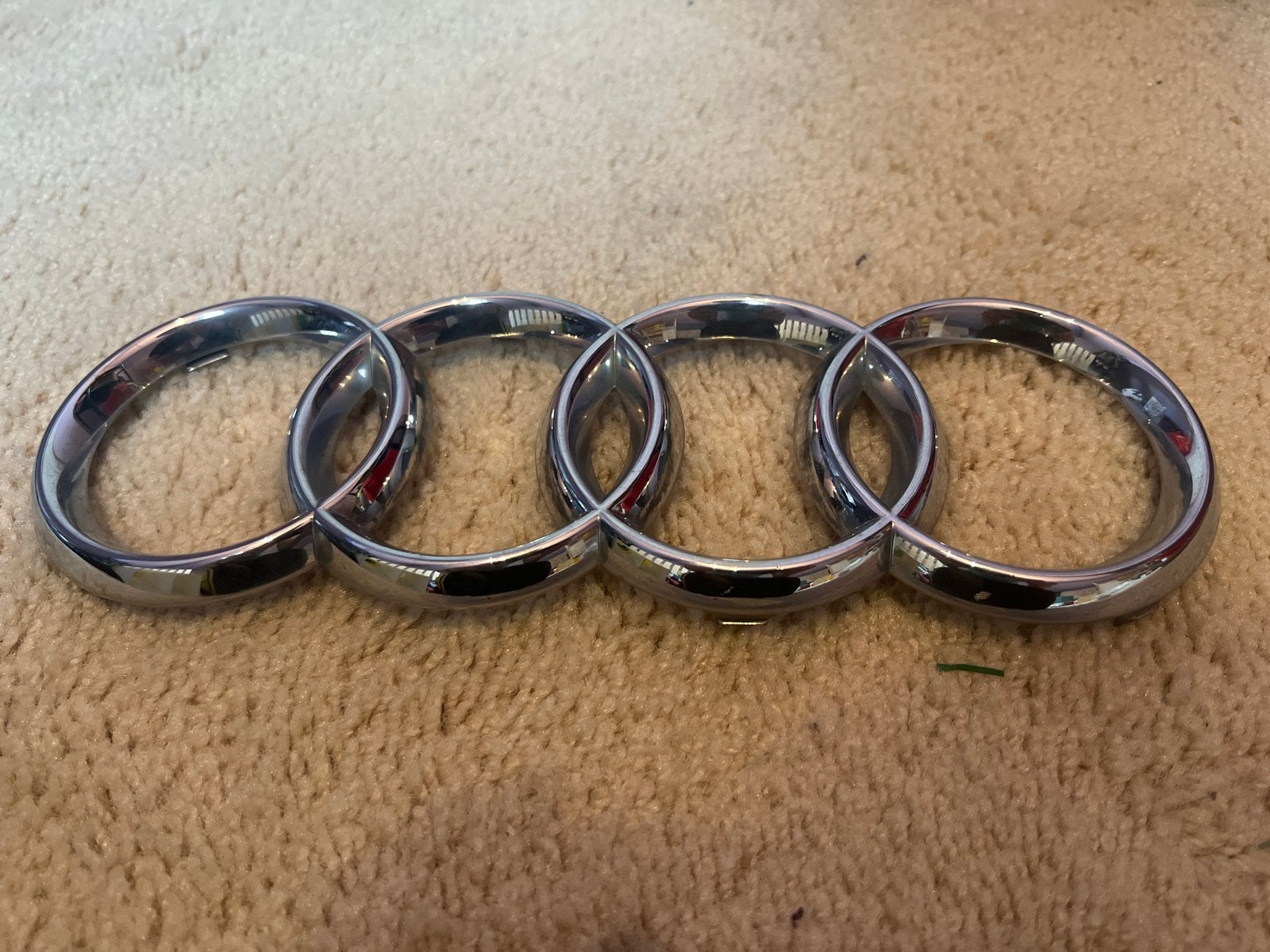 Audi logo embleem voor auto Original, Ophalen of Verzenden, Gebruikt, Audi