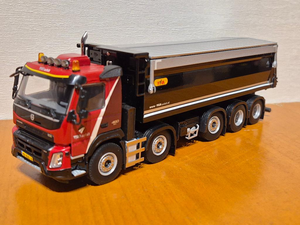 WSI Volvo FMX 10x4 kipper VGB Asfalt (van Grunsven), Hobby en Vrije tijd, Modelauto's | 1:50, Ophalen of Verzenden, Nieuw, Bus of Vrachtwagen