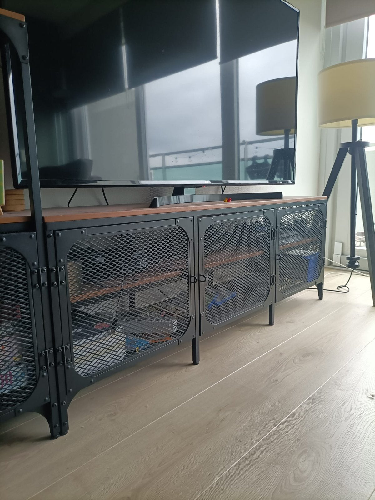 Fjällbo tv meubel zwart Ikea, Ophalen, 150 tot 200 cm, Zo goed als nieuw, Minder dan 100 cm