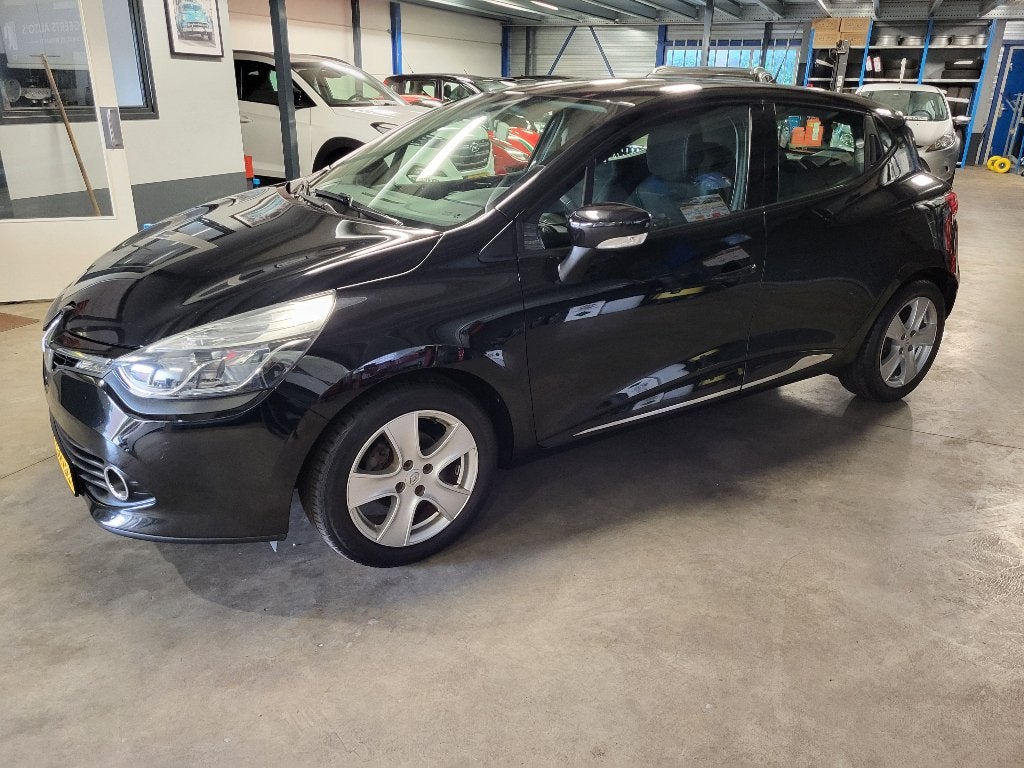 Renault Clio 0.9 TCE Expression 5-Drs. bj.2014 Zwart / AIRCO, Auto's, Renault, Voorwielaandrijving, 898 cc, Stof, 40 €/maand
