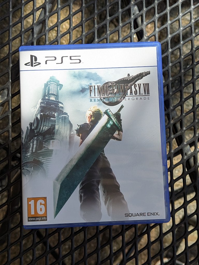 Final Fantasy 7 Remake Intergrade, Ophalen of Verzenden, Zo goed als nieuw