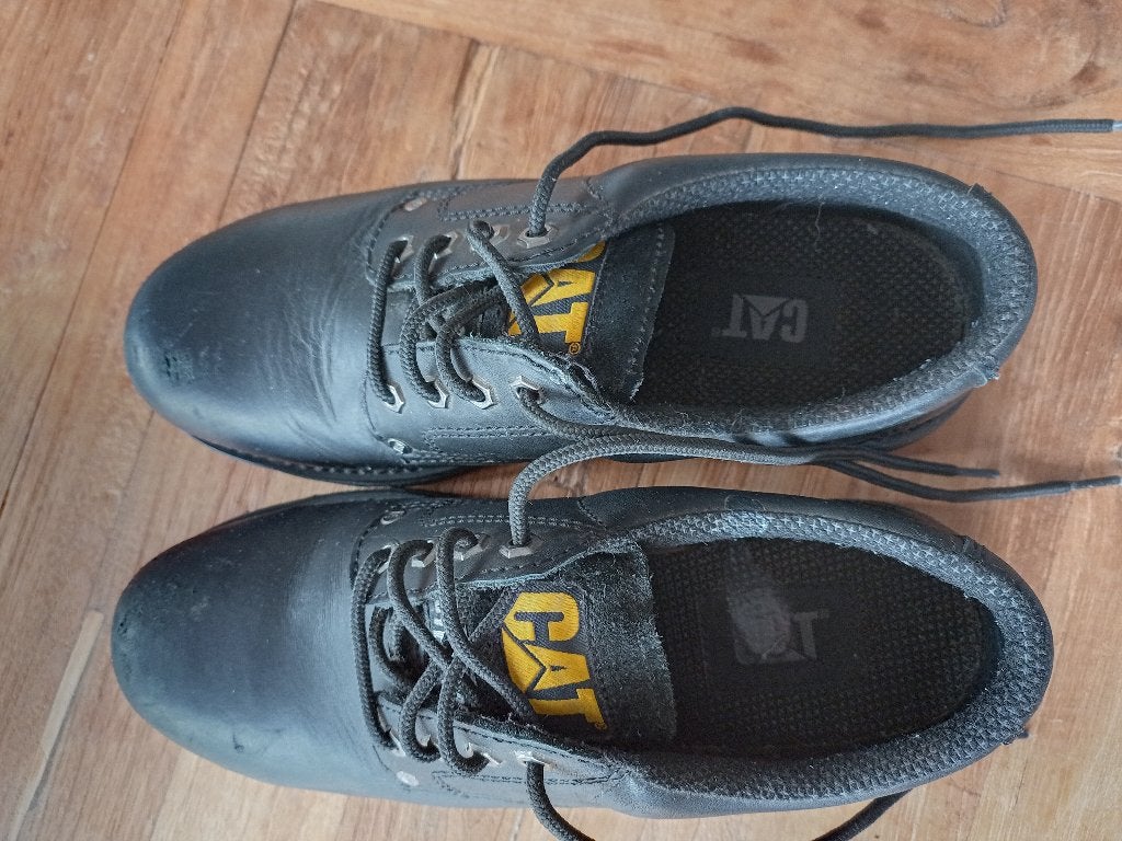 veiligheids/werkschoenen CAT mt 42, Ophalen of Verzenden, Gebruikt