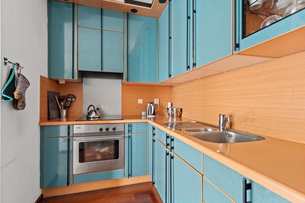 vintage keuken, prachtig blauw, Huis en Inrichting, Keuken | Complete keukens, Ophalen, Gebruikt, Blauw, Hoekkeuken