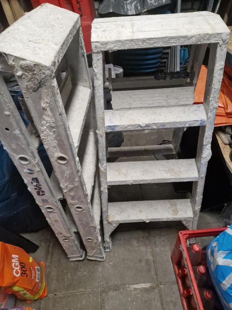 2x ASC dubbele oploopbare trap 4x2 treden, Ophalen, Minder dan 2 meter