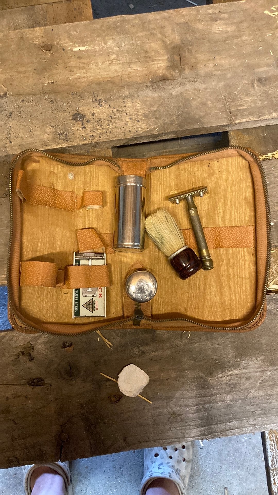 Oud scheersetje in etui, Ophalen of Verzenden