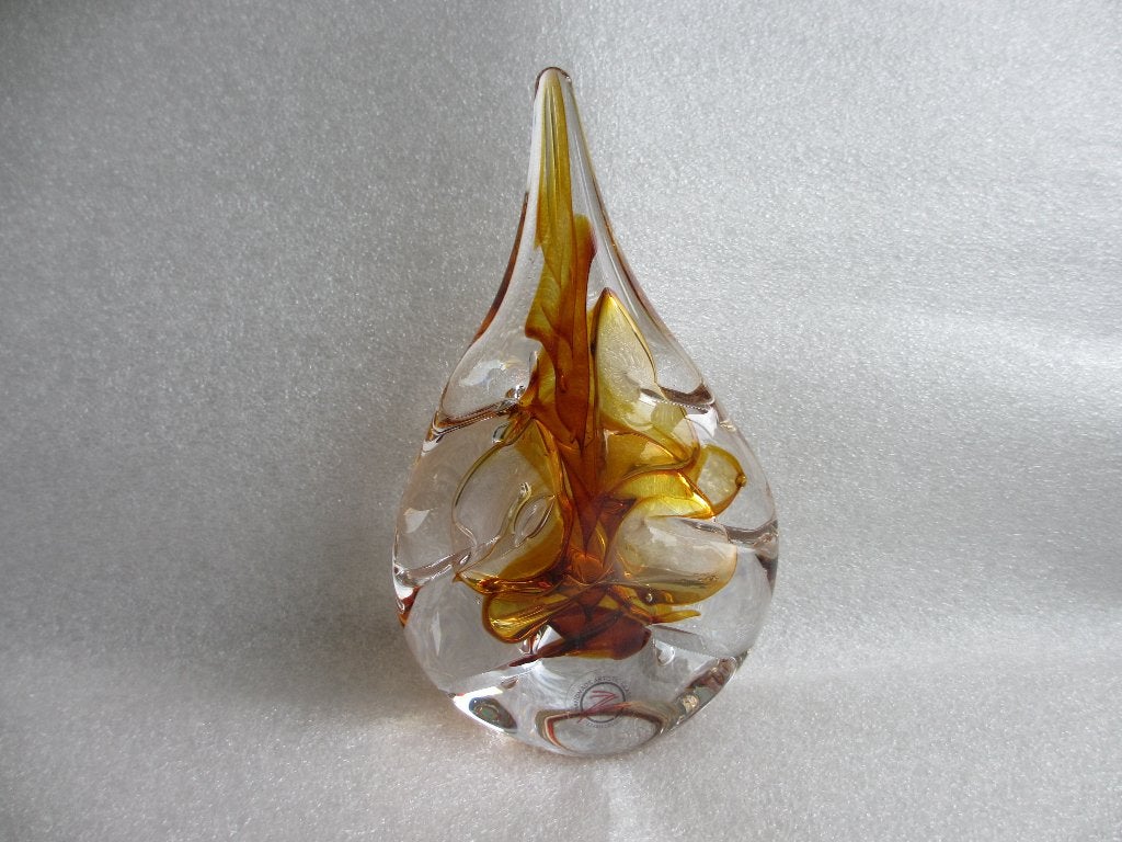 Ozzaro perss papier in vorm van een druppel amber kleurig, Antiek en Kunst, Ophalen of Verzenden
