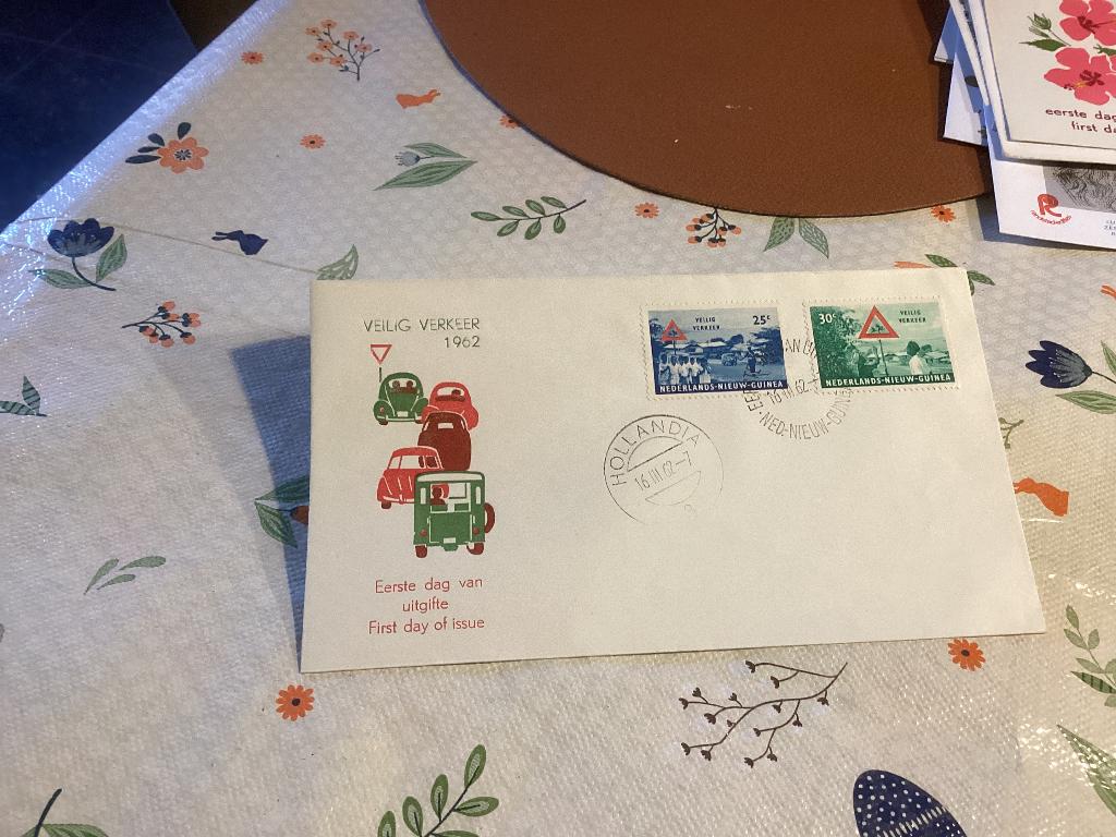 No338 Nederlands Nieuw Guinea E8 Heb ook van Nederland, Postzegels en Munten, Postzegels | Eerstedagenveloppen, Ophalen, Onbeschreven