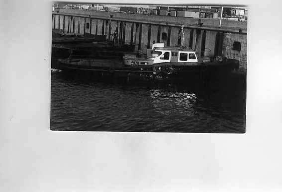 scheepvaart-foto-VLISSINGEN-werf de schelde-westkapelle, Ophalen of Verzenden, Zo goed als nieuw, Motorboot, Boek of Tijdschrift