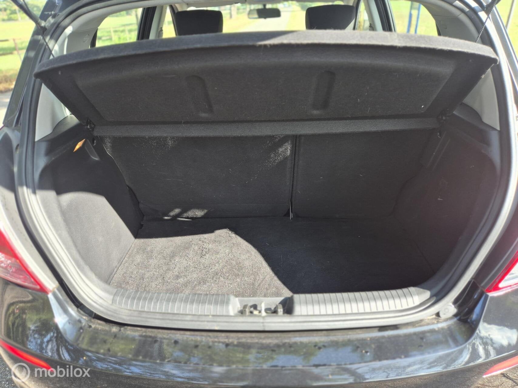 Hyundai i20 1.2i i-Drive bj 2012, Auto's, Euro 5, Gebruikt, 31 €/maand, 4 cilinders