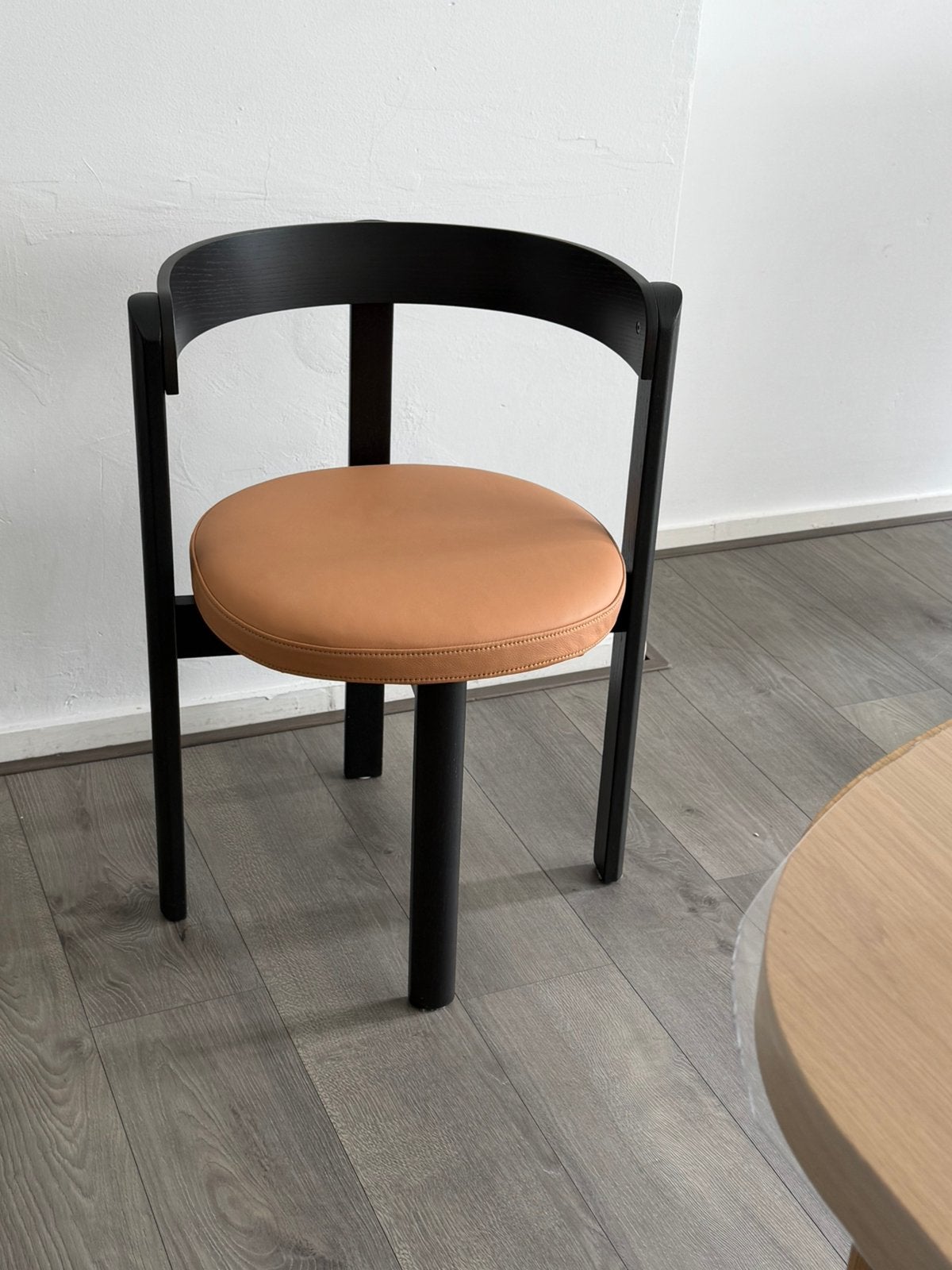 Ikea stockholm 6 stuks donkerbruin/leer € 1000, Huis en Inrichting, Ophalen, Wit, Leer, Zo goed als nieuw