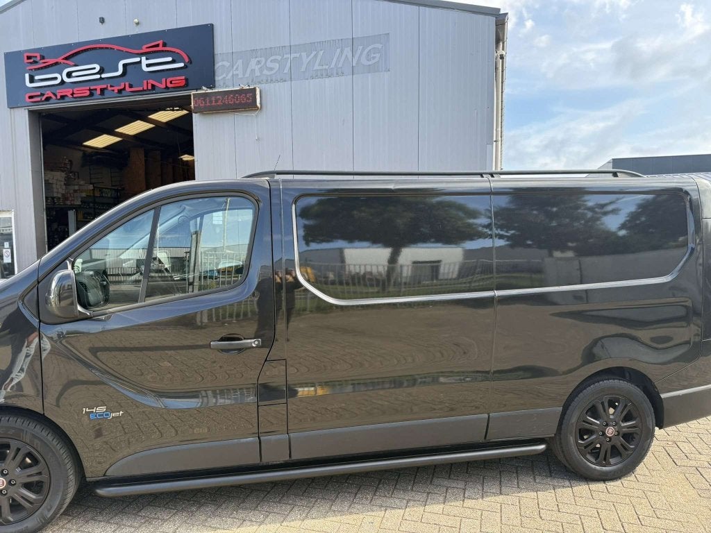 Vivaro Renault Trafic Sidebars met RVS trede Zwart Gepoederc, Niet ingevuld, Niet ingevuld, Nieuw, Ophalen of Verzenden
