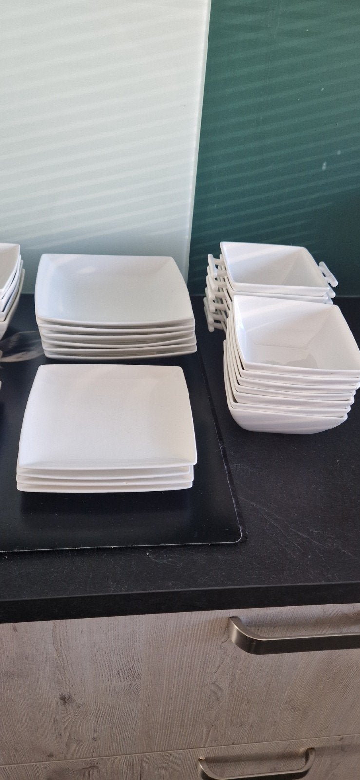 Wit vierkant servies - Borden, kommen en kopjes, Huis en Inrichting, Ophalen, Gebruikt, Keramiek, Modern