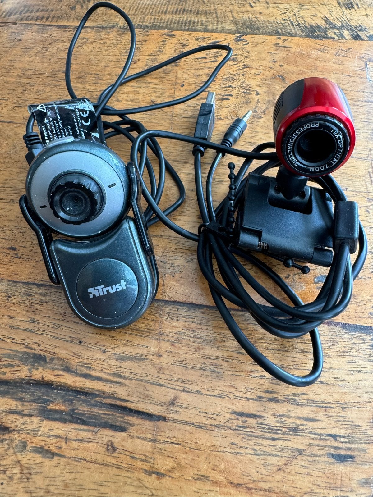 2 Losse webcams - Gebruikt maar functioneel, Computers en Software, Gebruikt, Ophalen of Verzenden, Windows, Monitorclip