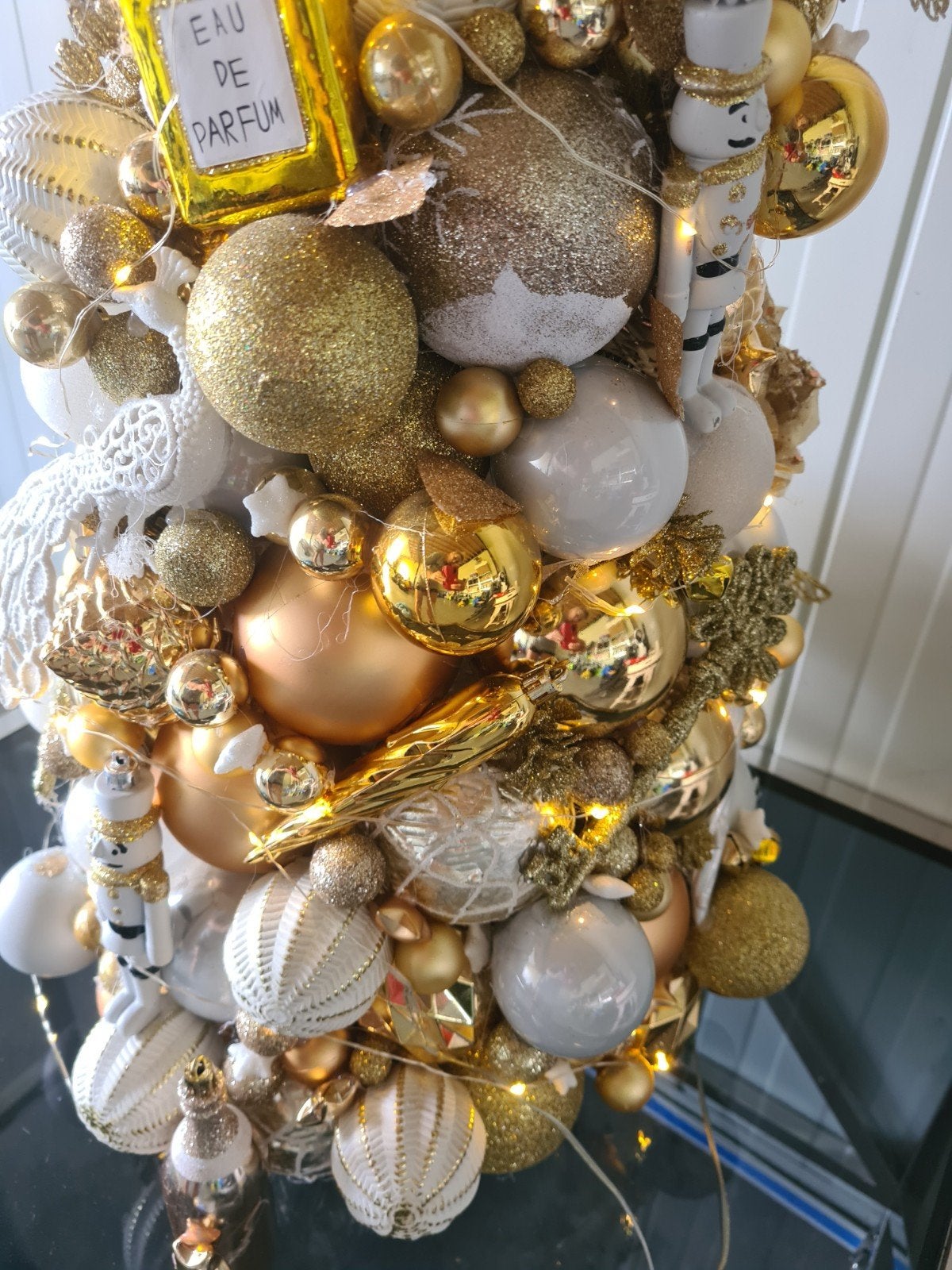 super mooie kerstboom van ballen en decoratie lampjes etc 80, Diversen, Ophalen
