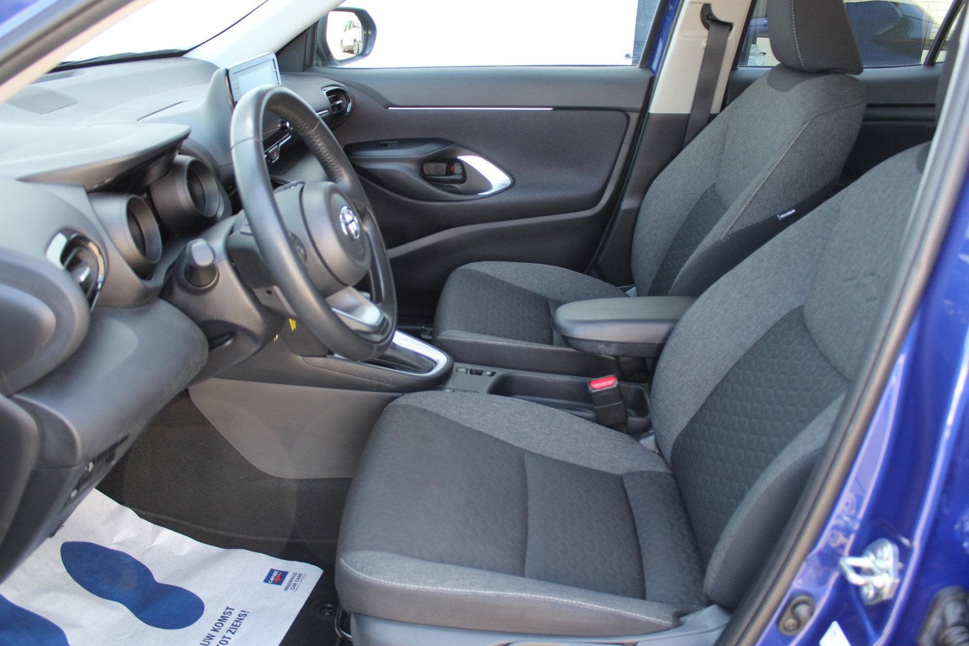 Foto 9 van Toyota Yaris Cross 1.5 Hybrid Active Apple carplay/ android