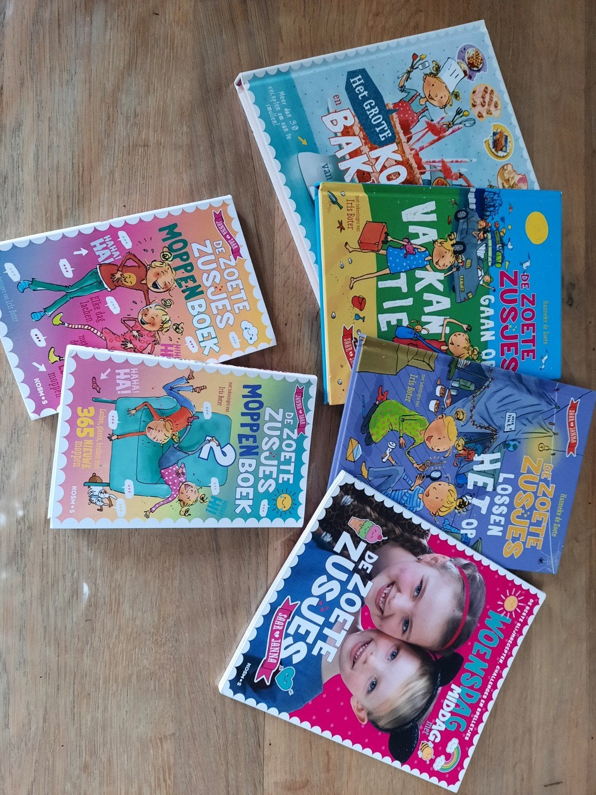 De Zoete Zusjes Boekenpakket: 5 boeken van Janna en Saar, Ophalen, Zo goed als nieuw, Fictie algemeen