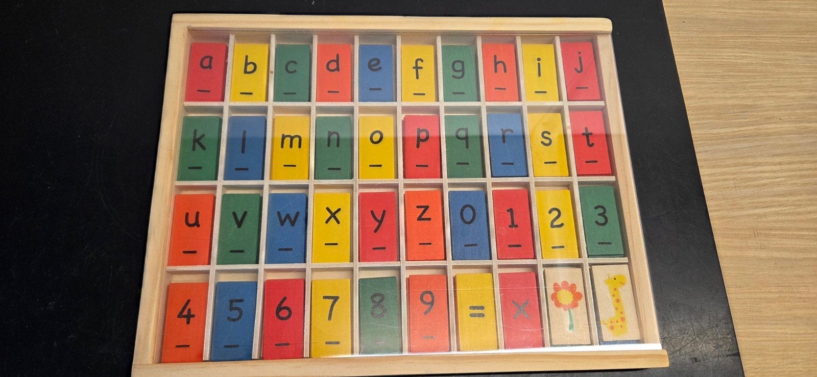 Houten Letterdoos met Cijfers en Letters, Kinderen en Baby's, Ophalen of Verzenden, Gebruikt, Taal en Lezen