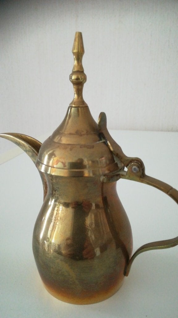Arabische koffiepot schenkkan DALLAH snavelbekkan, Ophalen of Verzenden, Koper