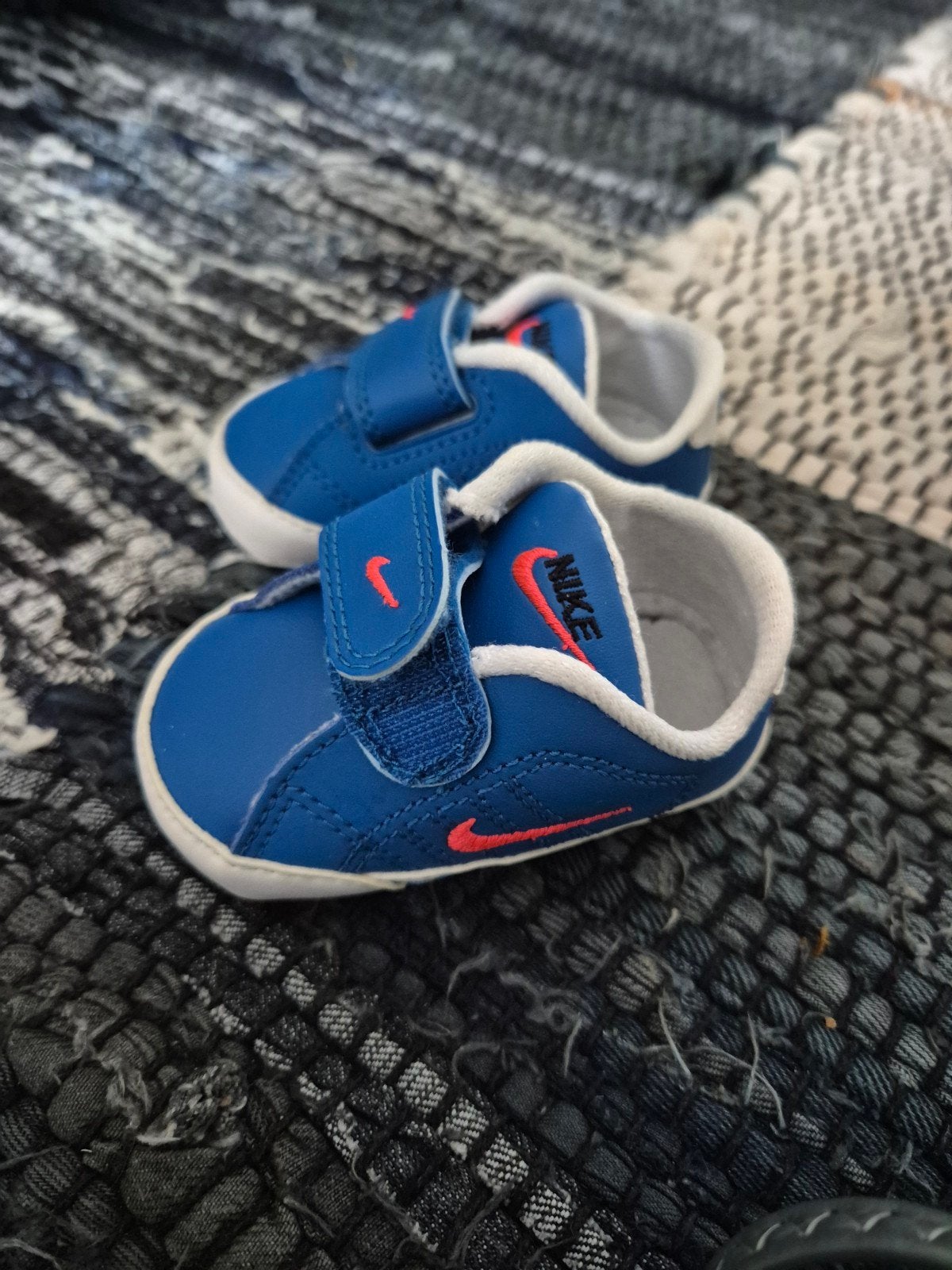 Baby schoentjes Nike maat 16 zgan, Ophalen of Verzenden, Zo goed als nieuw, Jongetje of Meisje, Schoentjes