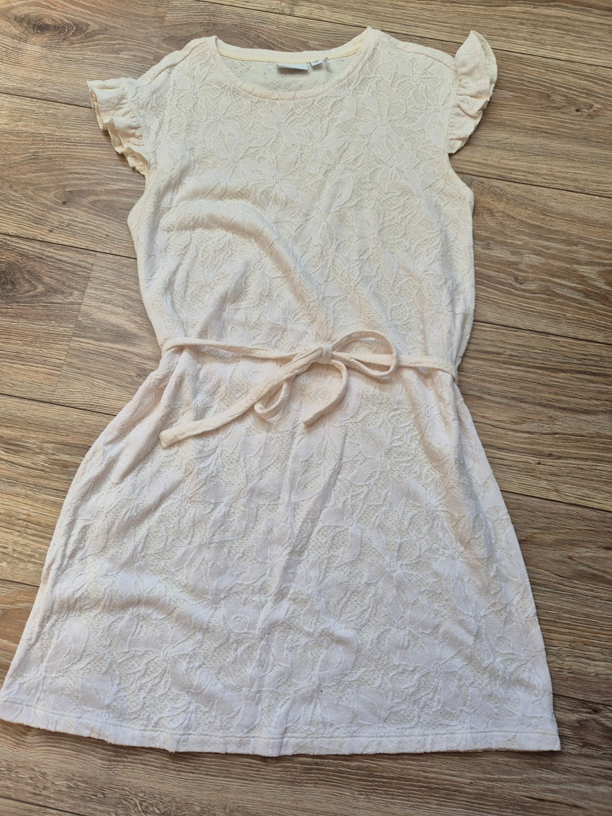 Vila mooie jurk maat M, Maat 38/40 (M), Beige, Vila, Ophalen of Verzenden
