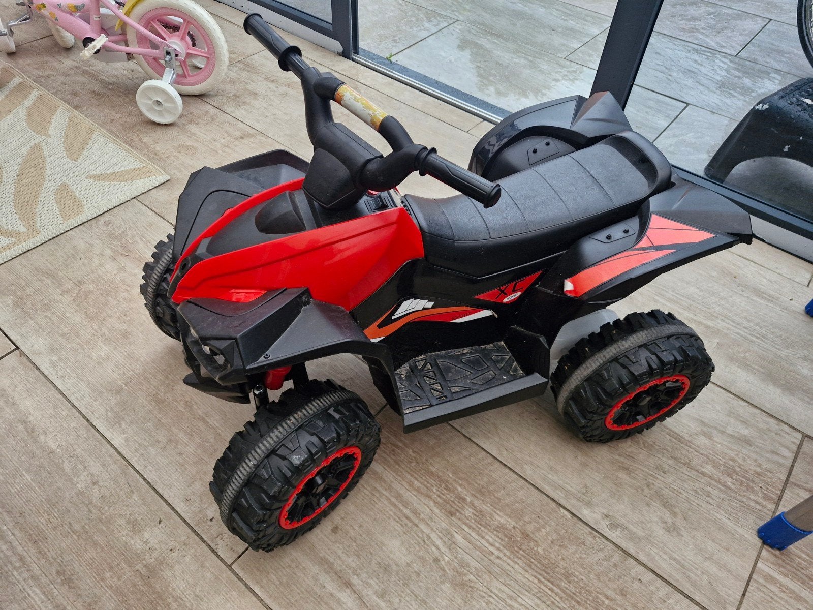 Kinderen auto te koop met oplader, Ophalen