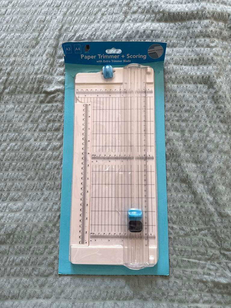 Papier snijmachine A3/A4 met extra mesje, Geschikt voor snijden, Overige thema's, Gereedschap of Toebehoren, Nieuw