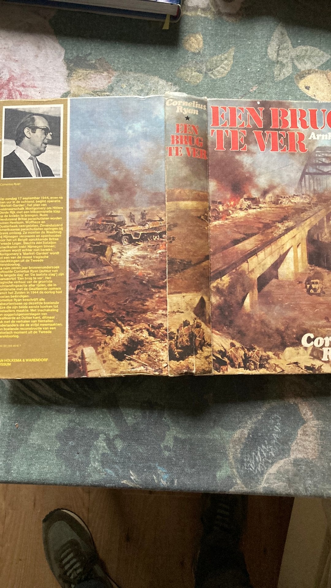 Cornelius Ryan. Een brug te ver. 151 foto’s (sept.1944), Boeken, Ophalen of Verzenden, 20e eeuw of later, Gelezen