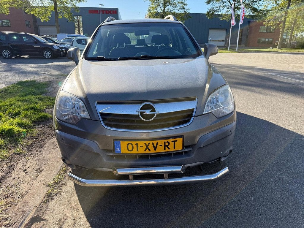 Opel Antara 2.4-16V Enjoy 4x4 nette auto (advertentie lezen), Gebruikt, 4 cilinders, Beige, Bedrijf