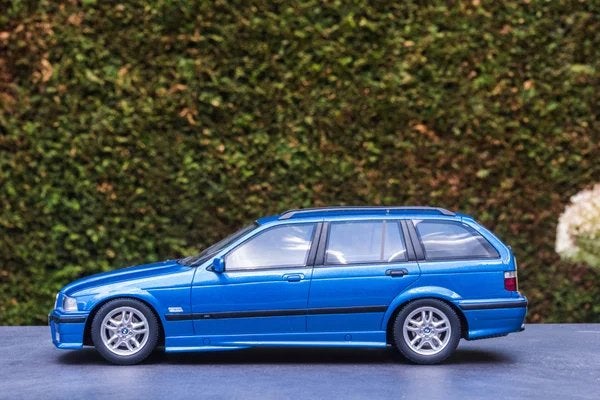 BMW 328i Touring M-Sport E36 1:18 Ottomobile, Ophalen of Verzenden, Nieuw, Auto, OttOMobile