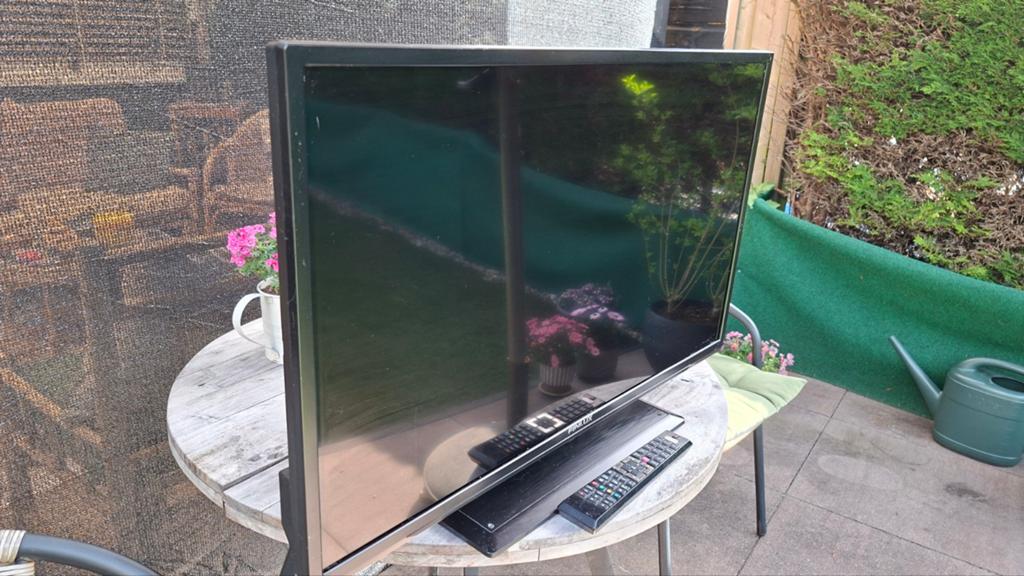 Finlux  smart tv 80/81cm diagonaal, Ophalen, 100 cm of meer, 50 Hz, Overige merken