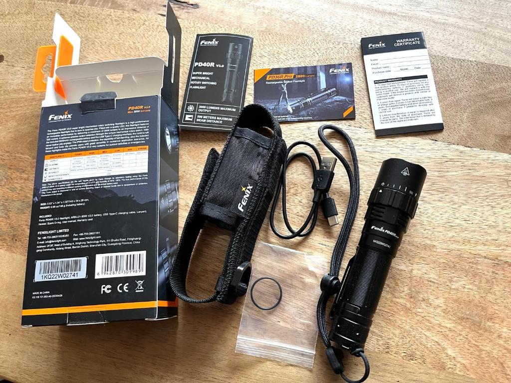 zaklamp Fenix, Caravans en Kamperen, Zaklampen, Nieuw, Accu, Ophalen of Verzenden