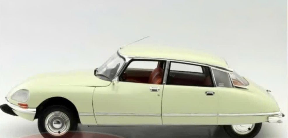 Citroen DS 23 Pallas 1973 IVOOR 1/18 NOREV 181582 OLD STOCK